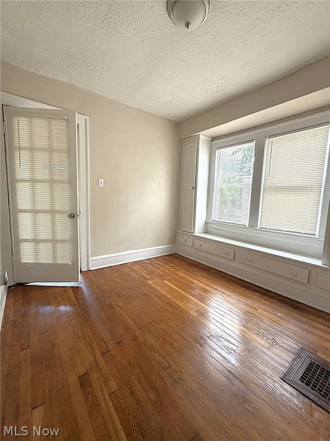 Tiny photo for 12413 Saywell Avenue, Cleveland, OH 44108 (MLS # 5240777)