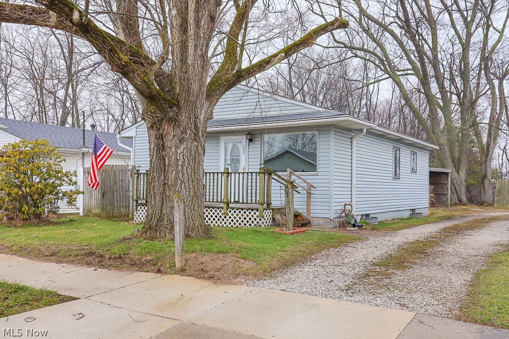 New rental in Firestone Park. Charming ranch with three bedrooms and one bathroom all with neutral colors. Eat-in kitchen with white cabinetry. New flooring throughout, recently painted. Laundry hookups in the freshly painted, dry basement. Dogs only - $250 non-refundable pet deposit. No smoking. Tenants are responsible for utilities, yard work and snow removal. All adult applicants must apply online for credit, background, eviction history. $50 non-refundable application fee per adult applicant. Employment is verified. No third party applications permitted. Please contact listing agent for requirements prior to applying.