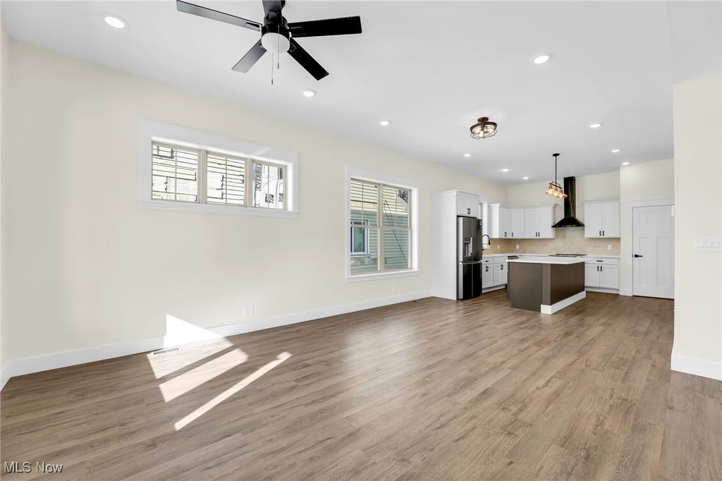 Photo of 1881 Woodlawn Avenue, Cleveland, OH 44112 (MLS # 5181673)