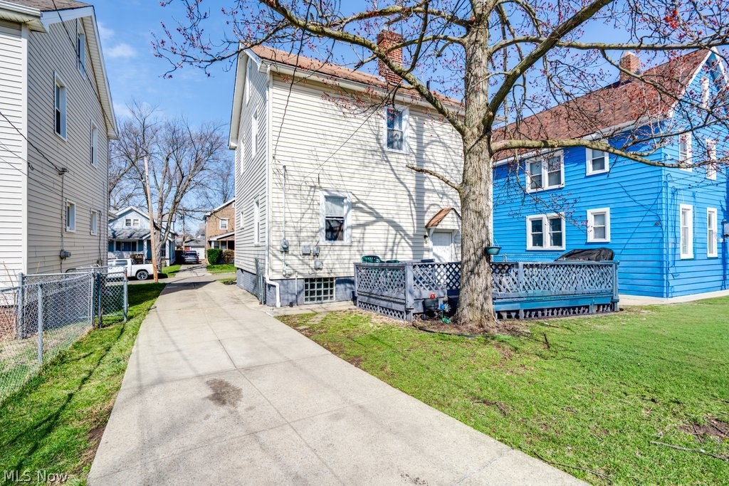 Garfield Blvd - Residential