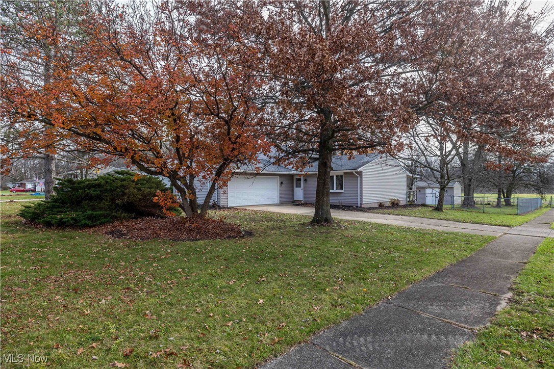 3730 Bramblewood Drive, Brunswick, Ohio image 2