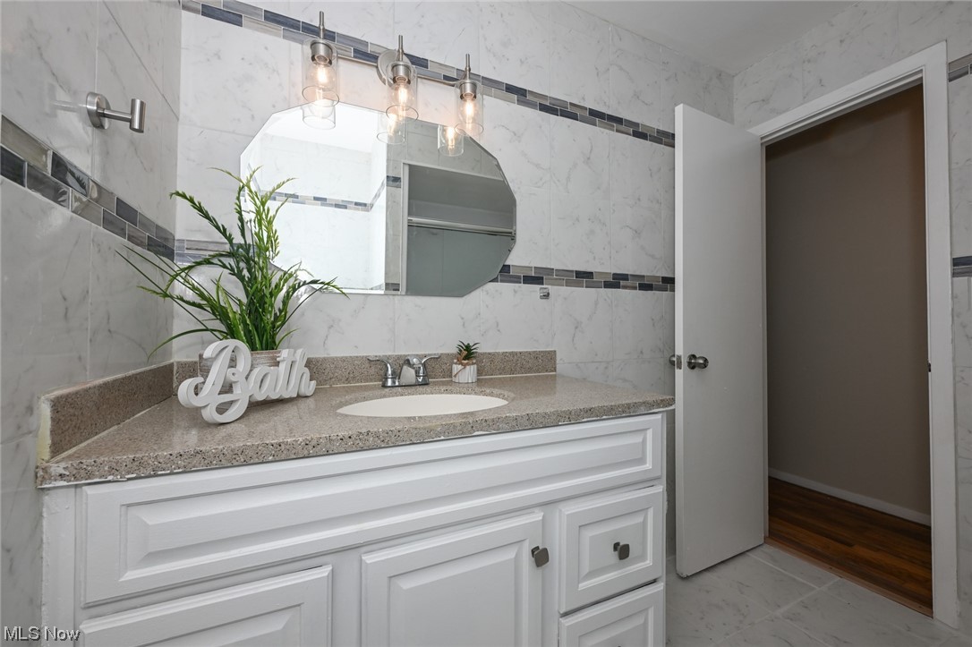 Tallmadge 09 - Residential