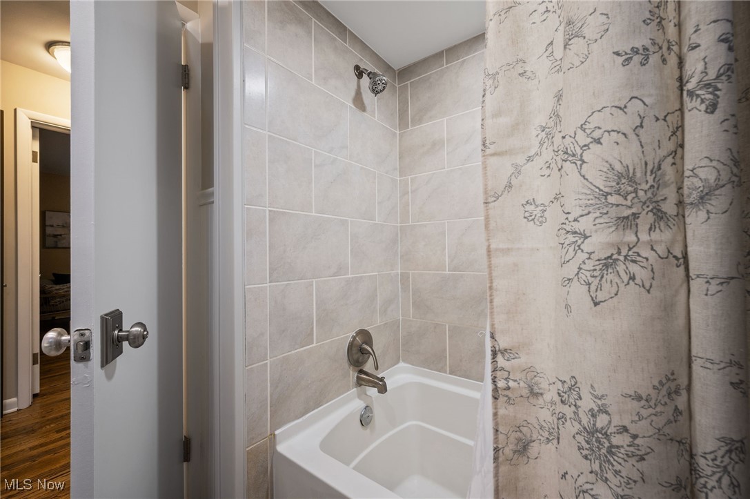 Dodd Aldrich Forest Park 02 - Residential