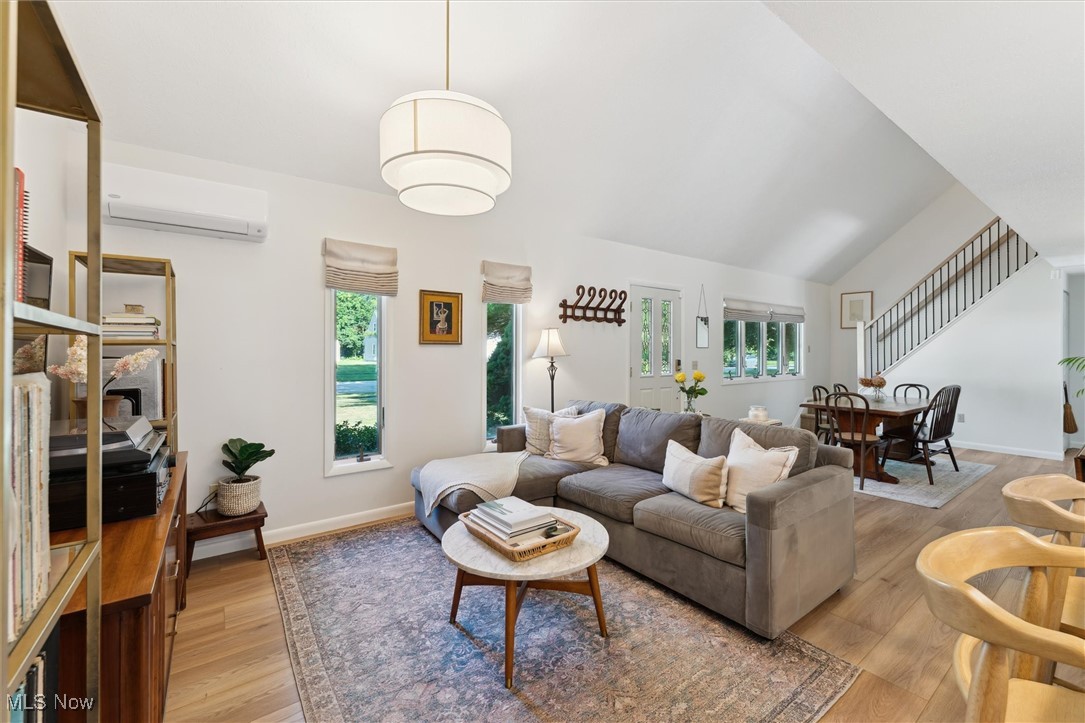 Hollywood Add - Residential