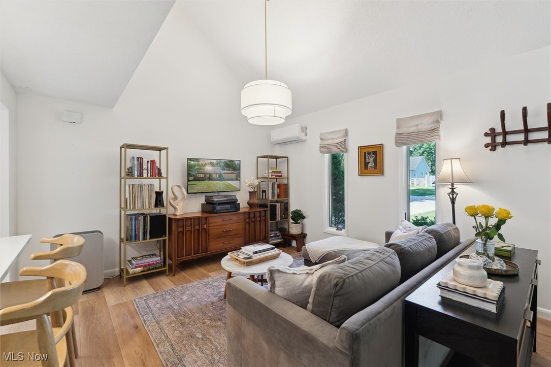 Hollywood Add - Residential