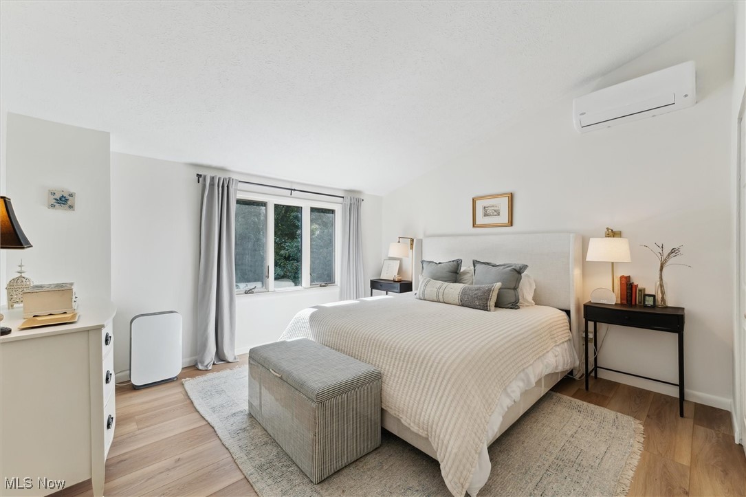 Hollywood Add - Residential