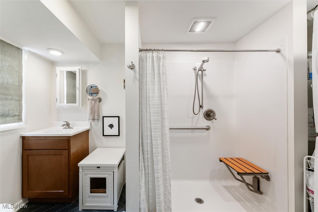 Hollywood Add - Residential