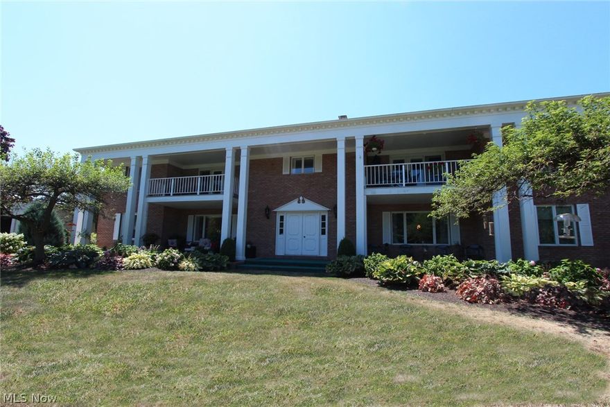 Ranch Condo overlooking Plumbrook Country Club- Incredible flowing floor plan. Eat In Kitchen with all appliances. A warm cozy Library / Den with Gas fireplace and crown molding leads into the formal dining room and formal living room with amazing course views. A front courtyard and rear patio add extra living space for all seasons! 2 Car Garage with extra space for a golf cart. The laundry is in the large basement with additional storage and includes washer & dryer- Just move right in!