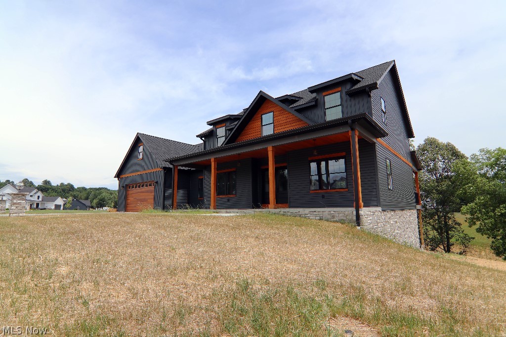 Apple Hill Manor - Residential