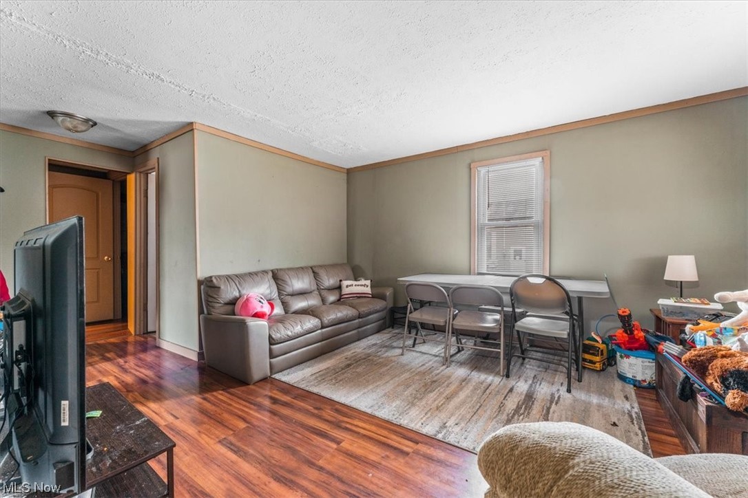 Woodside Park - Residential Income