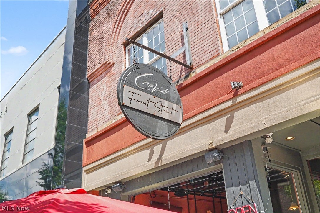 2097 Front Street