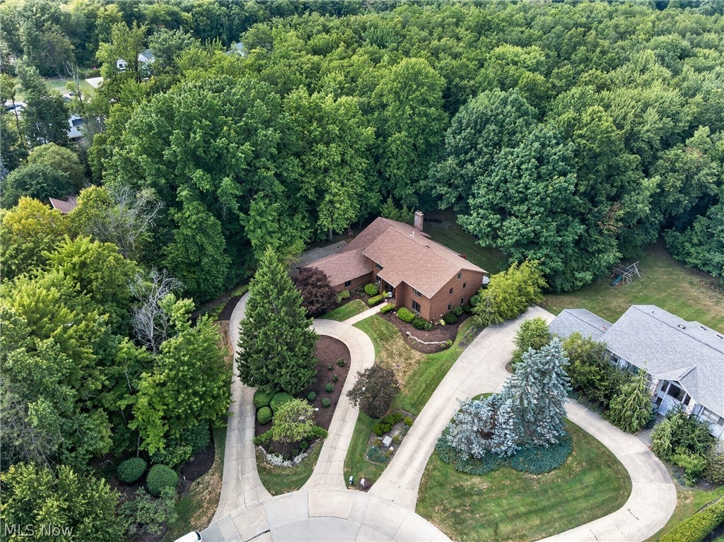 2571 Cedarwood Road