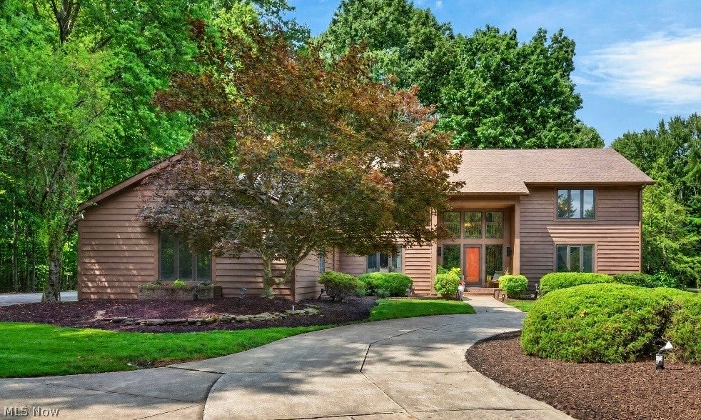 2571 Cedarwood Road