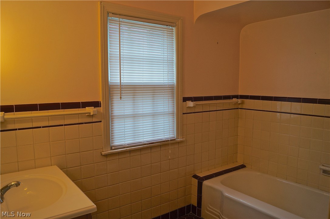 Van Sweringen Cos 21 - Residential