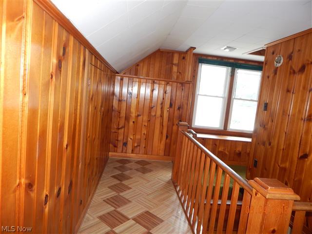 Barberton Homestead - Residential