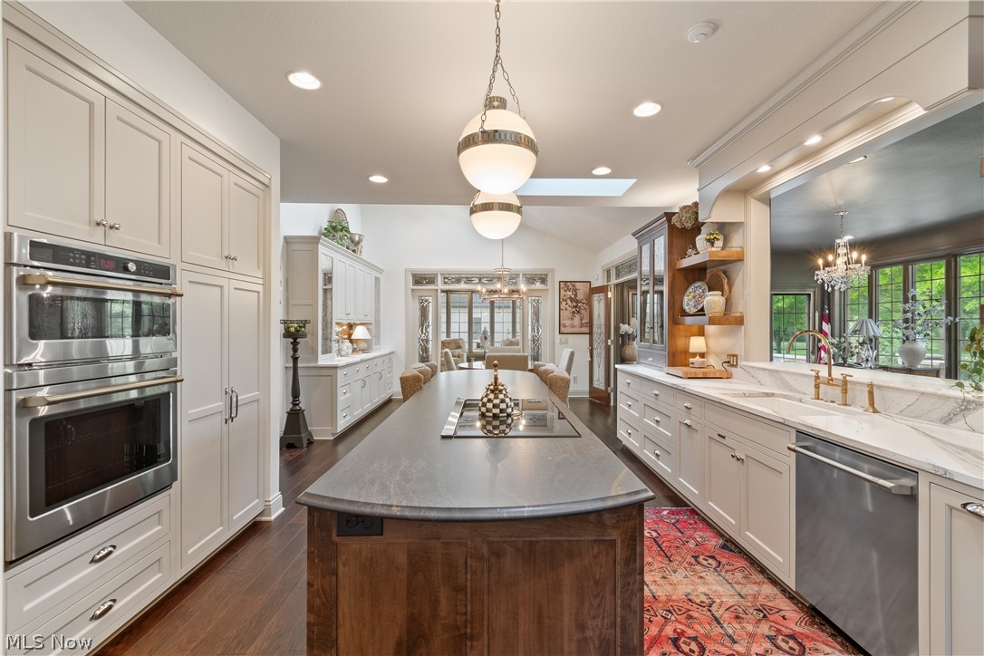 Glenmoor Estates - Residential