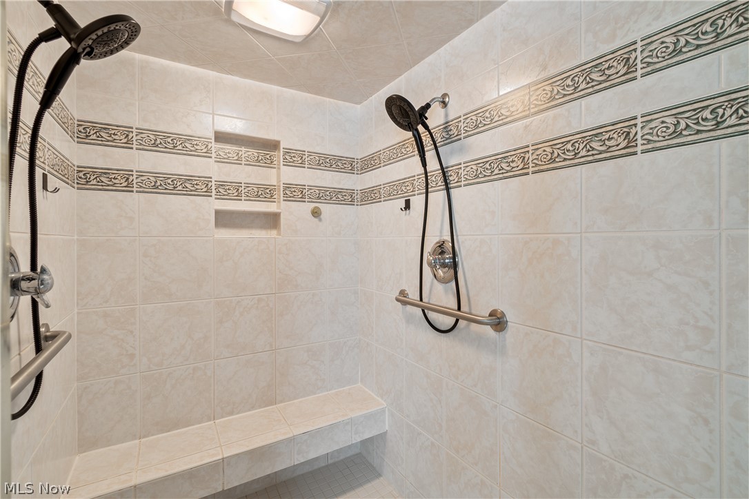 Glenmoor Estates - Residential