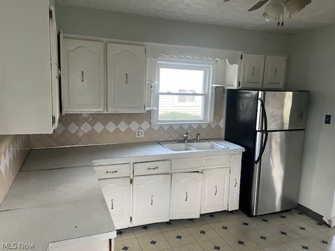 Tiny photo for 912 S Hawkins Avenue, Akron, OH 44320 (MLS # 5239321)