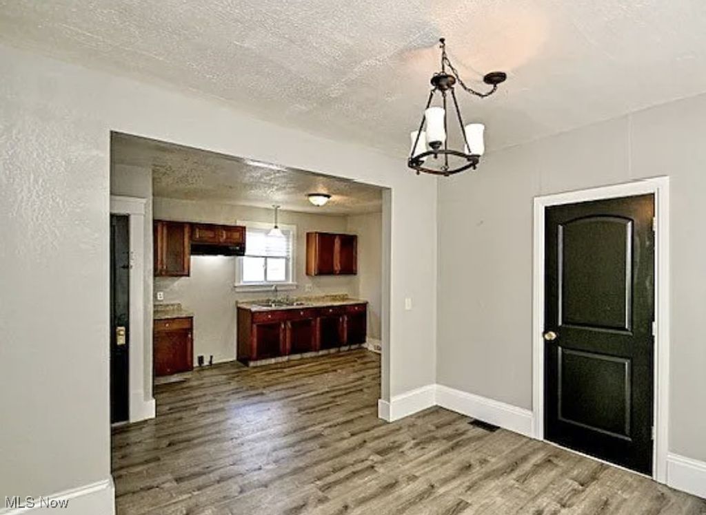 Photo of 1628 Clark Avenue SW, Canton, OH 44706 (MLS # 5177786)