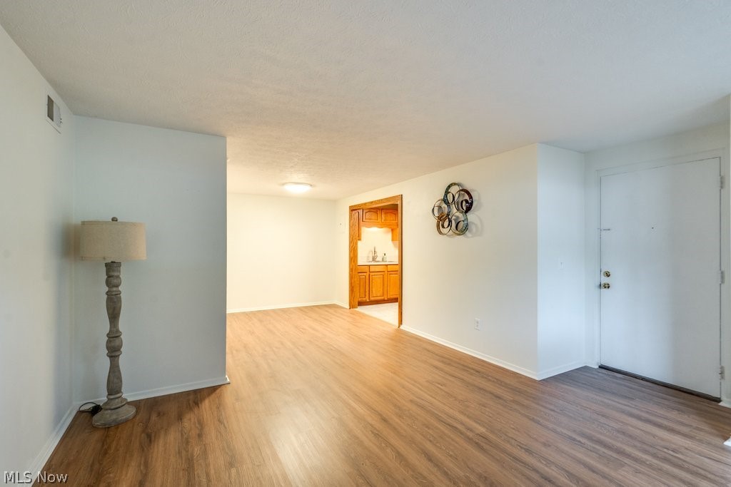 Coachman's Trail Condo - Residential