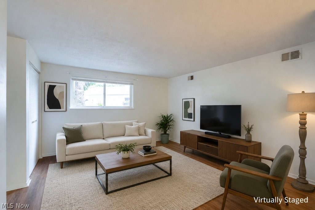 Coachman's Trail Condo - Residential