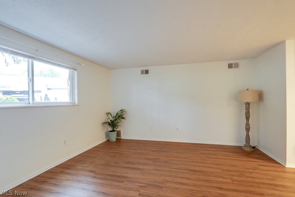 Coachman's Trail Condo - Residential