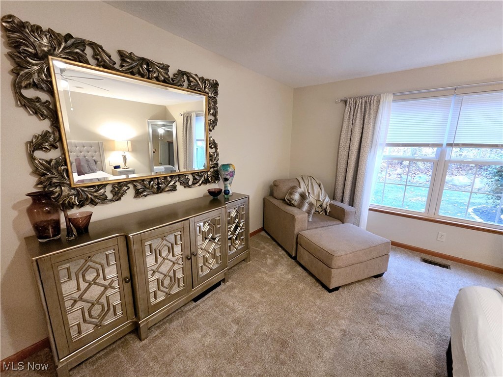 North Pt/Hunters Xing Condo - Residential