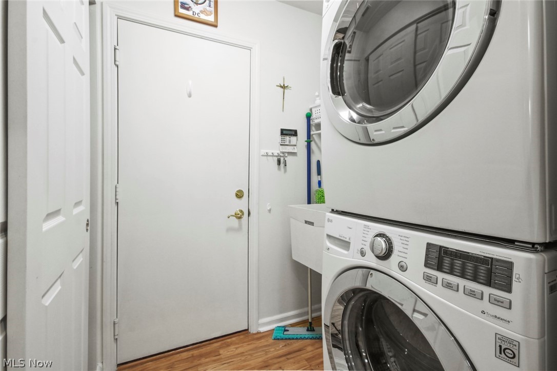 Willow Brook Condo - Residential