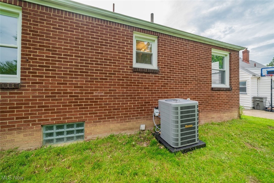 459 N Osborn Avenue, Youngstown, Ohio image 48