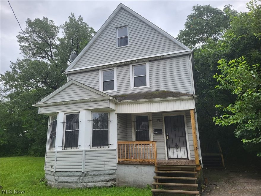 3 bedroom, 1 bathroom colonial. Needs slight rehab, tons of potential. This property is included in a package with 8 properties total. Properties included are 4411 E 141st, 683 E 117th, 3672 Sykora, 12003 Ingomar Ave, 9404 Benham, 6812 Park Ave and 3429 E65th.