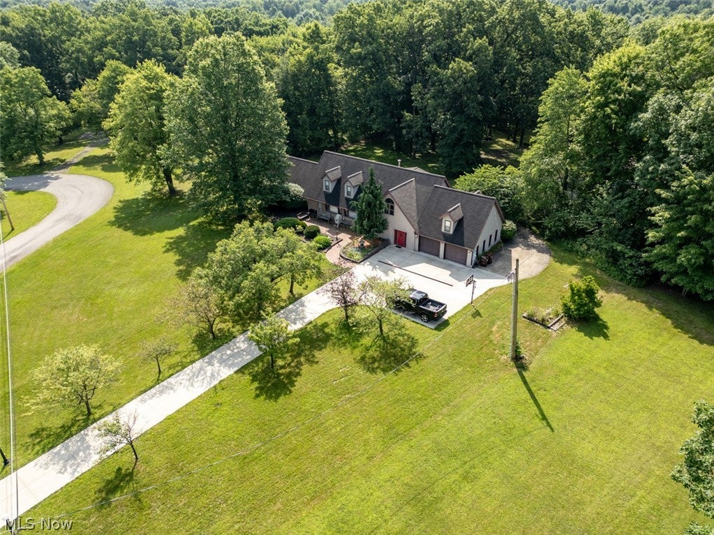 242 Elvira Court