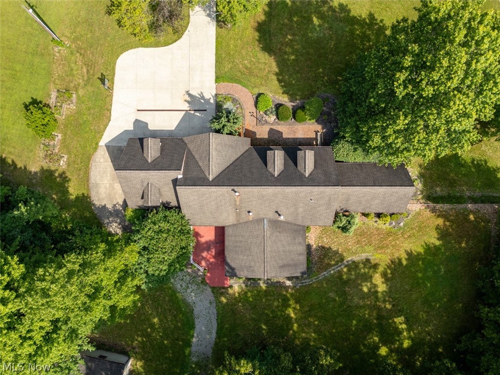 242 Elvira Court
