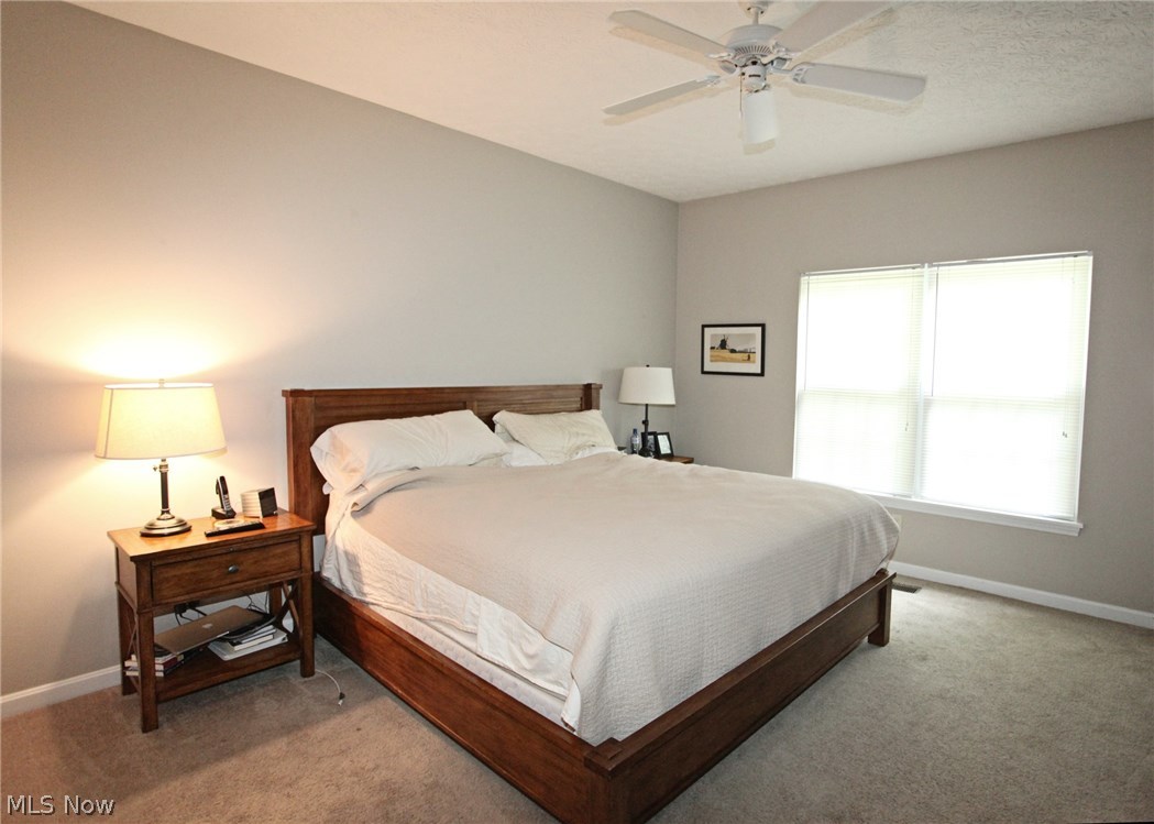 Charleston Place R-2 Developme - Residential Lease