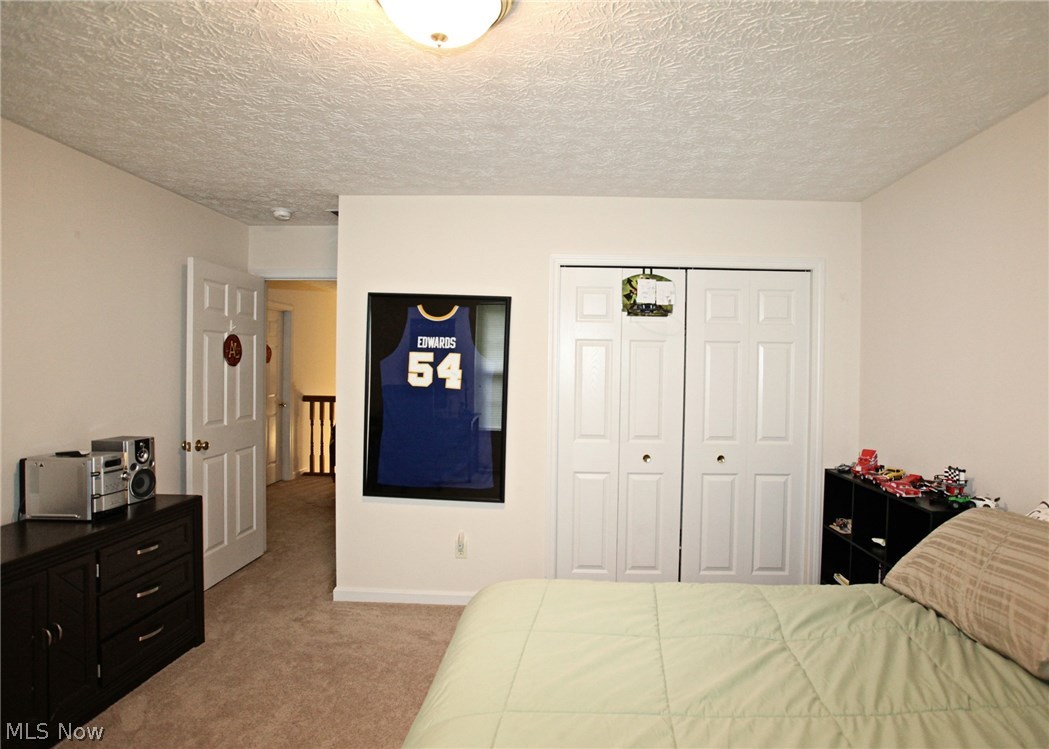 Charleston Place R-2 Developme - Residential Lease