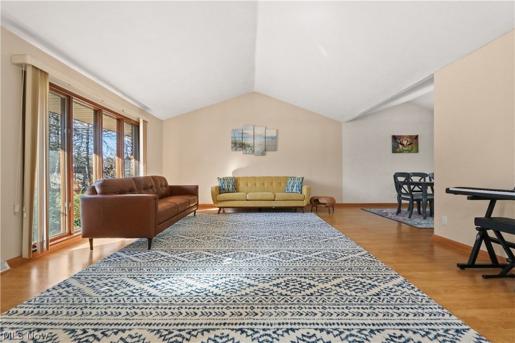 Photo of 32420 Tracy Lane, Solon, OH 44139 (MLS # 5193790)