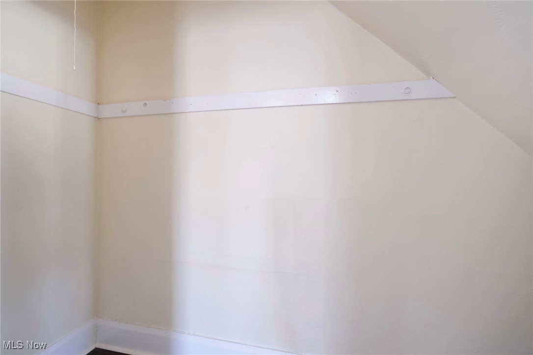 City/Youngstown - Residential Income