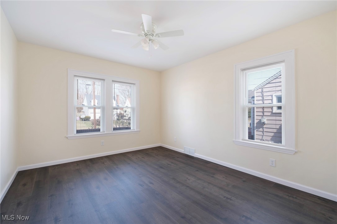 City/Youngstown - Residential Income