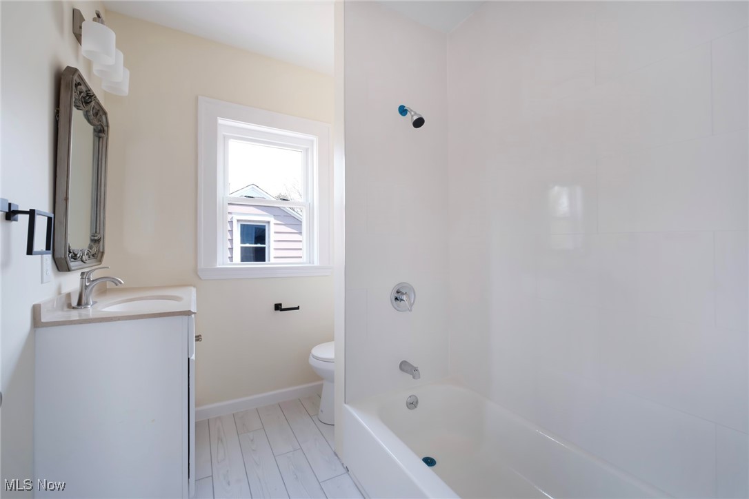 City/Youngstown - Residential Income