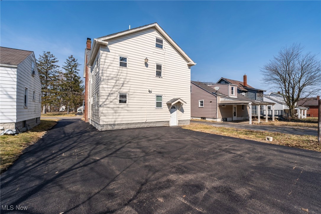 City/Youngstown - Residential Income