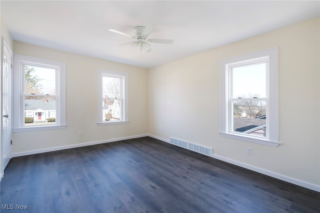 City/Youngstown - Residential Income