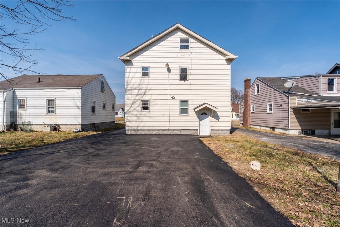 City/Youngstown - Residential Income