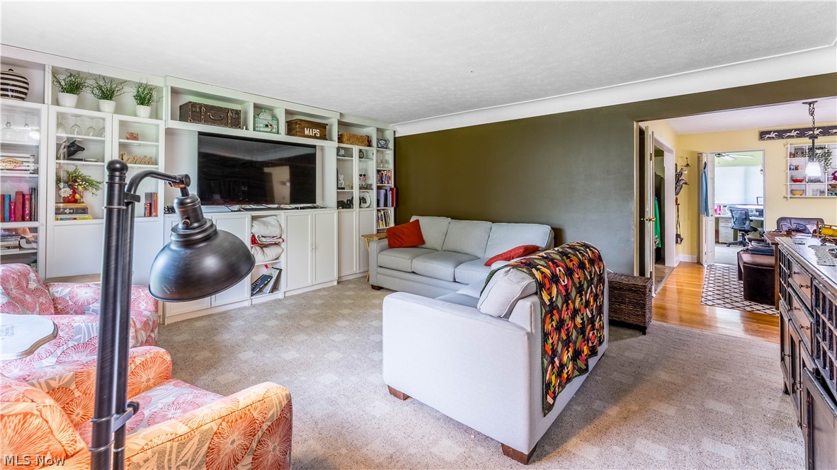 Pollack Invs Co Inc Pearl Road - Residential