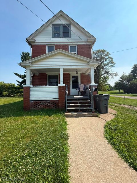 Photo for 1661 Hartzell Avenue