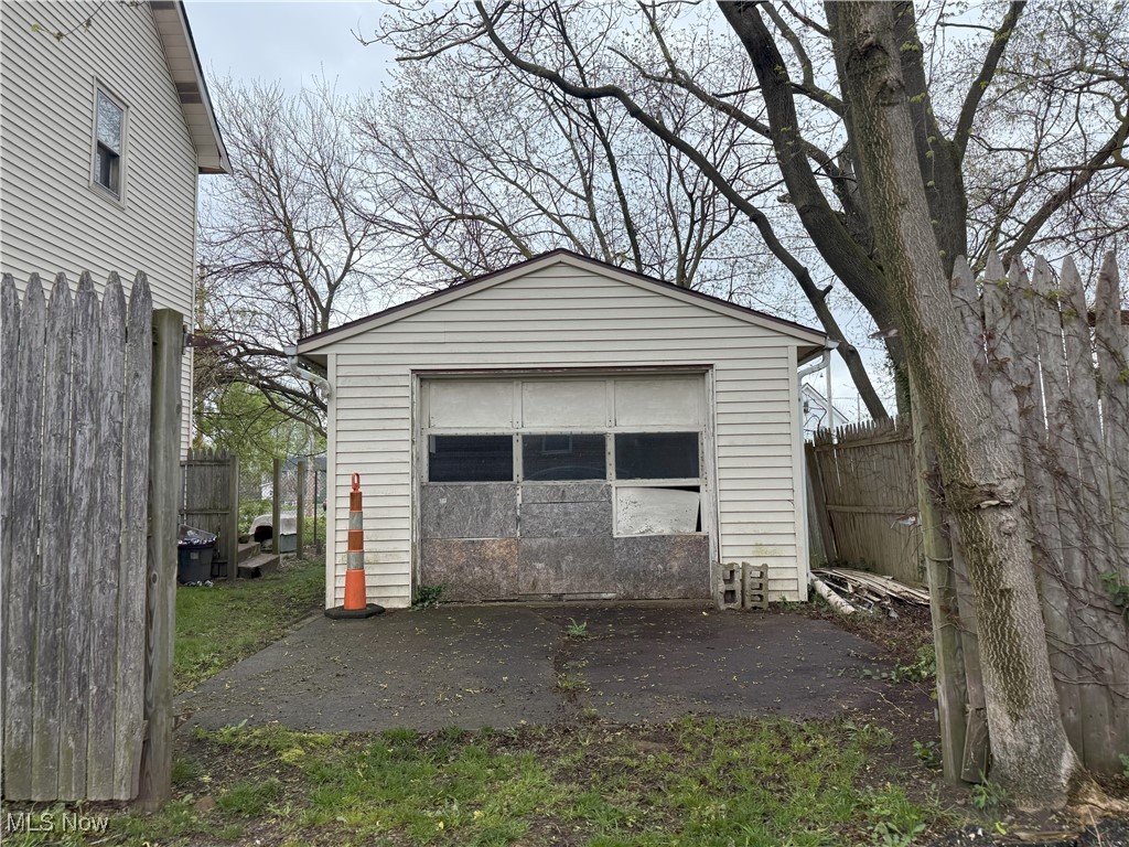 Weiler Court, Canton, Ohio image 2