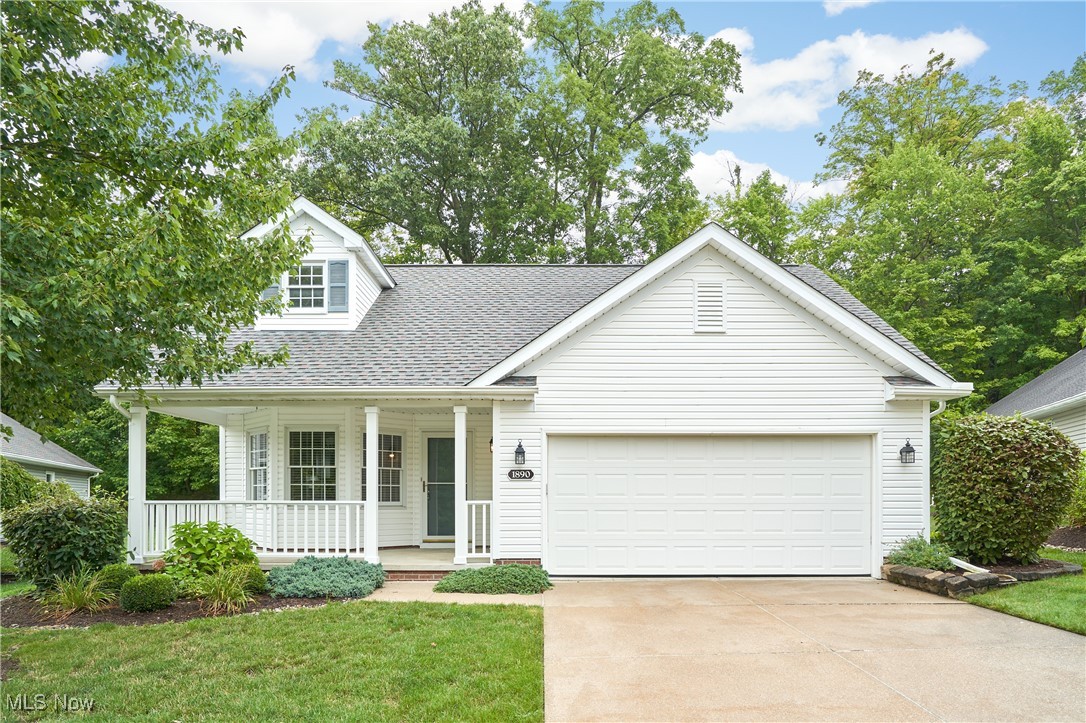 OPEN HOUSE FRIDAY 4-6 PM! Come seem for yourself this beautifully updated ranch condo in the highly sought-after MacIntosh Farms of Broadview Heights which blends style, comfort, and low-maintenance living. With 2 bedrooms, 2 full baths, TONS of closets, and a spacious attached 2-car garage, this one-story home is designed for easy living at its finest. Take one small step inside to find luxury vinyl plank flooring throughout, an inviting eat-in kitchen with granite countertops and stainless steel appliances, and a large family room with a cozy gas fireplace. The primary suite boasts an en-suite bath with a walk-in shower and a generous walk-in closet, while the second bedroom is served by a full hall bath with bathtub—ideal for guests.
Enjoy your morning coffee on the front porch of this quiet cul-de-sac location, or relax on the serene back deck overlooking the woods. The Furnace, A/C and Hot Water Tank are all new within the last 5 years. The HOA takes care of snow removal and landscaping, so you can spend more time enjoying the incredible MacIntosh Farms amenities: three community pools, tennis and basketball courts, walking paths, a playground, and the Red Barn community center. Truly move-in ready, this home offers the perfect balance of peaceful, one-floor maintenance-free living with close proximity to the metroparks, dining, and major highways.
Schedule a showing today or stop by the open house Friday, 8/22 from 4–6 PM!