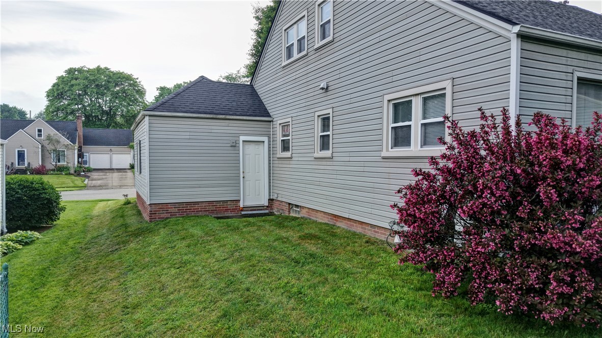 3324 Yale Avenue, Canton, Ohio image 22