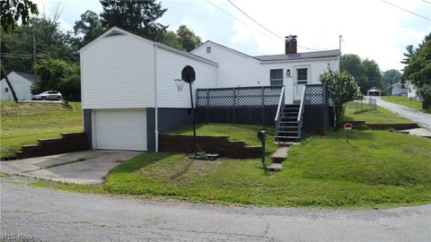 Tiny photo for 103 Jefferson Street, St Clairsville, OH 43950 (MLS # 5255814)