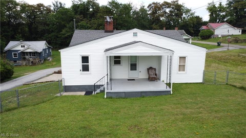 Tiny photo for 103 Jefferson Street, St Clairsville, OH 43950 (MLS # 5255814)