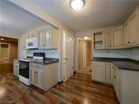 Tiny photo for 103 Jefferson Street, St Clairsville, OH 43950 (MLS # 5255814)