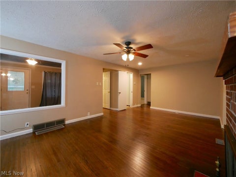 Tiny photo for 103 Jefferson Street, St Clairsville, OH 43950 (MLS # 5255814)